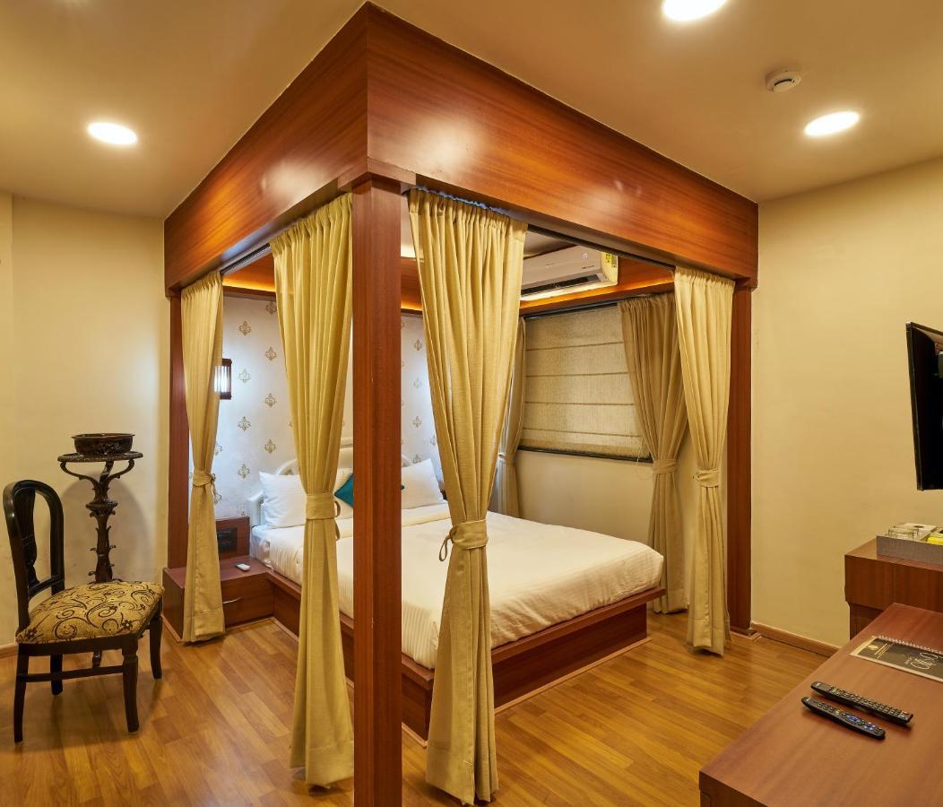 Tranquil La Casa Hotel Poona Buitenkant foto